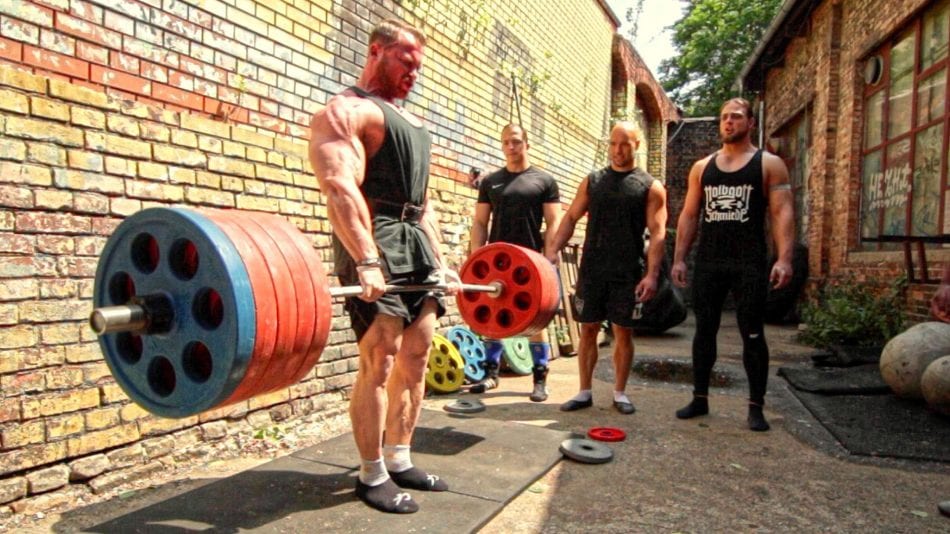 Bodybuilder Owns FOUR Powerlifters In An EPIC Deadlift Battle