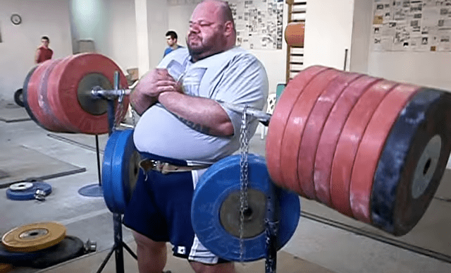 Huge Guy Performs The Strangest Exercise Ever Seen With A 995lbs Barbell
