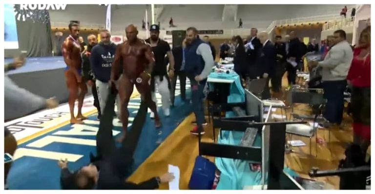 bodybuilders KOs a judge