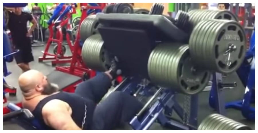 cringeworthy video 3777 lbs leg press