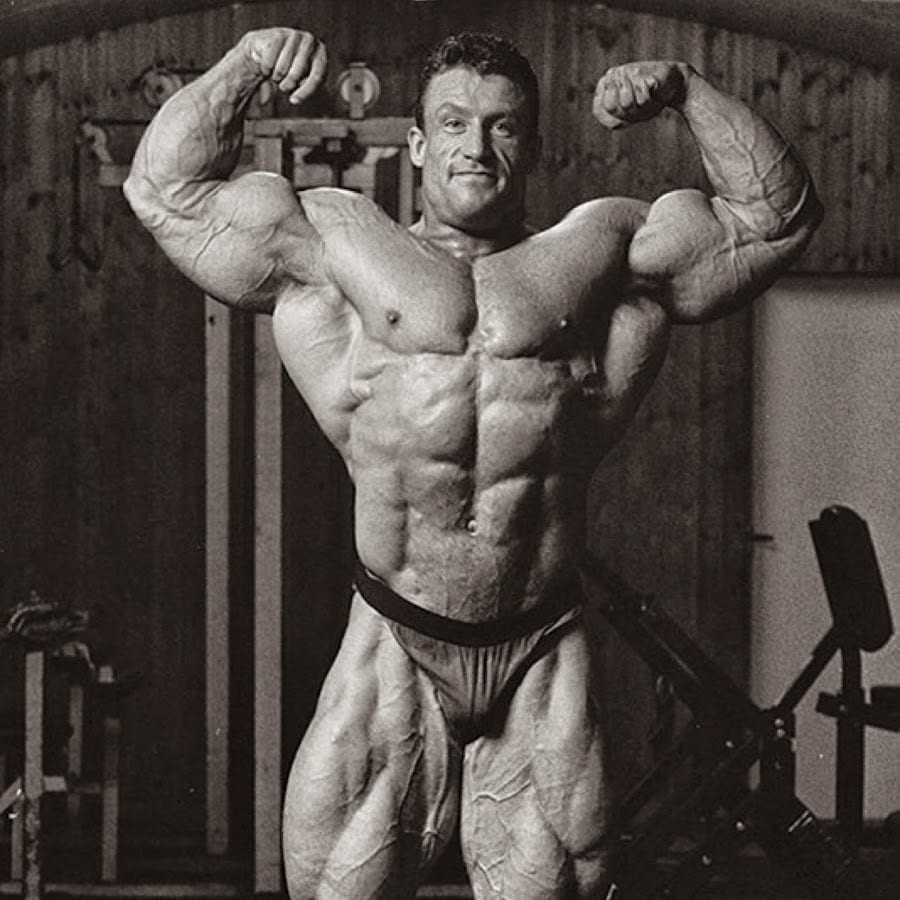 10 Most Extreme Cases of Bubble Gut Bodybuilders - Broscience.com